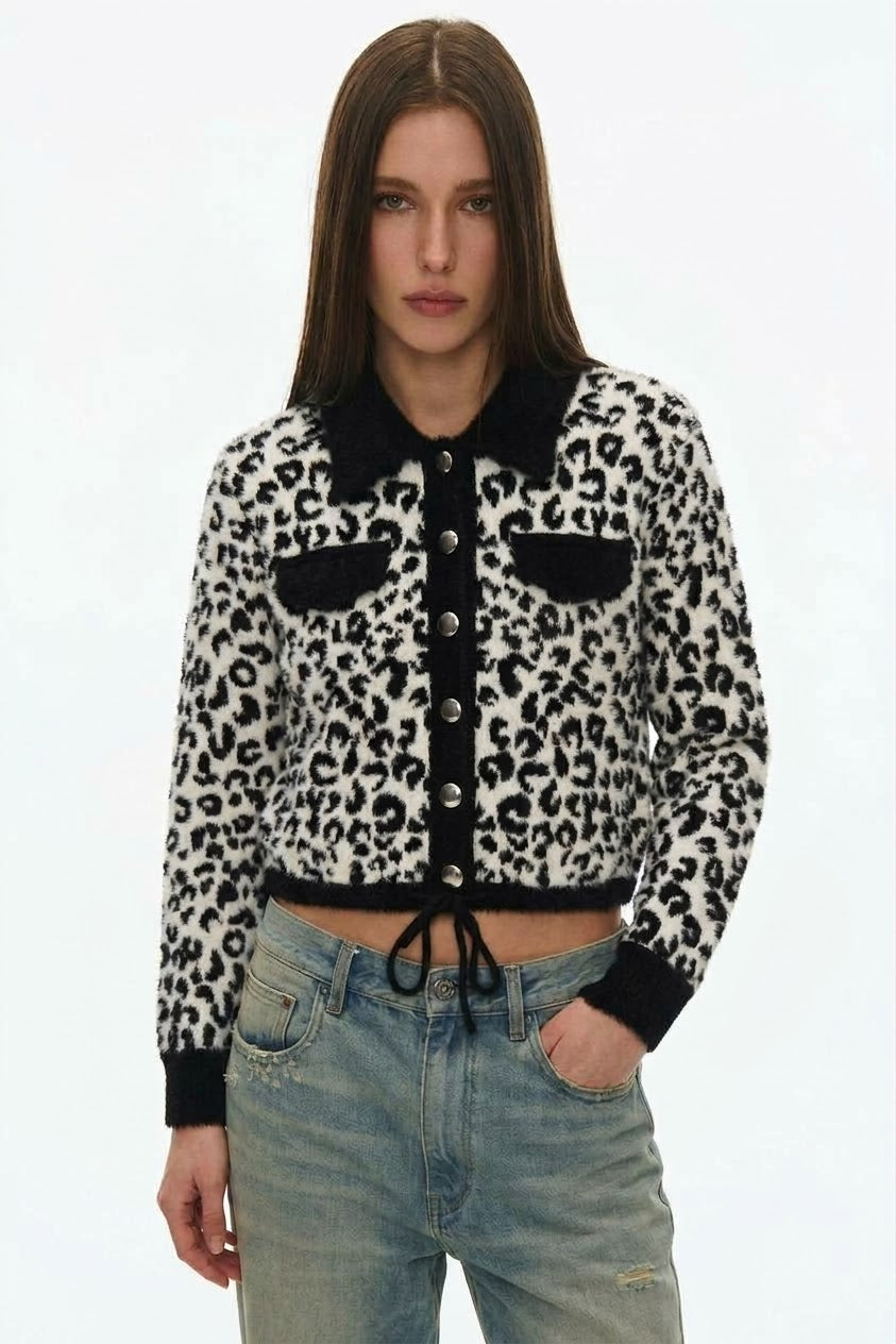İthal Leopar Desenli Peluş Hırka – Düğmeli Kısa Model